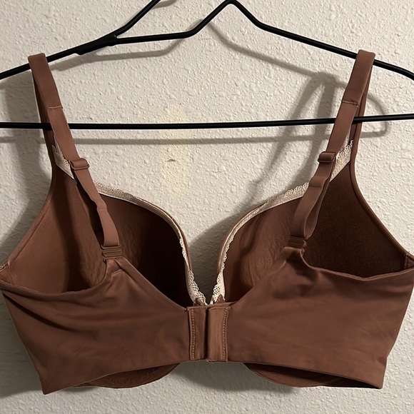 Victoria’s Secret Body by Victoria Lined Perfect Coverage Brown Bra Size 34DDD - Picture 2 of 6